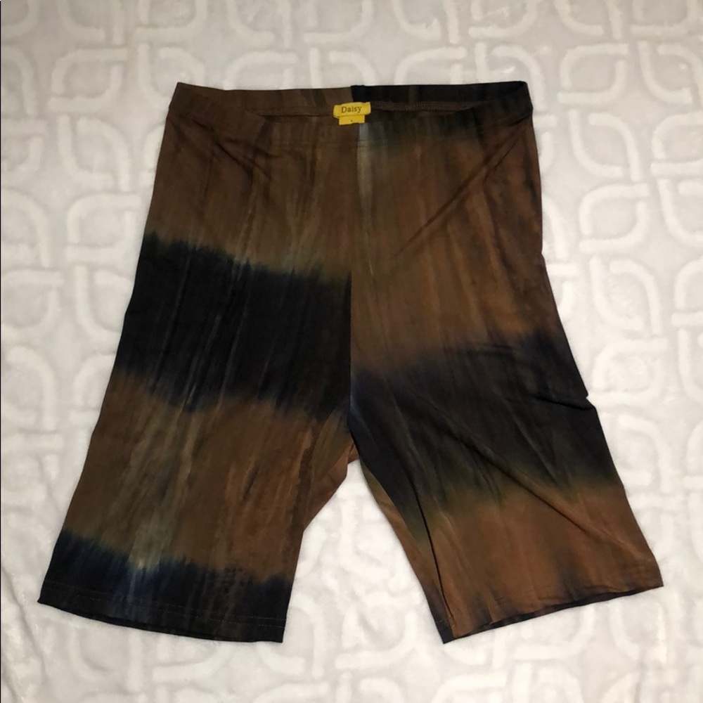 Tye die biker short.